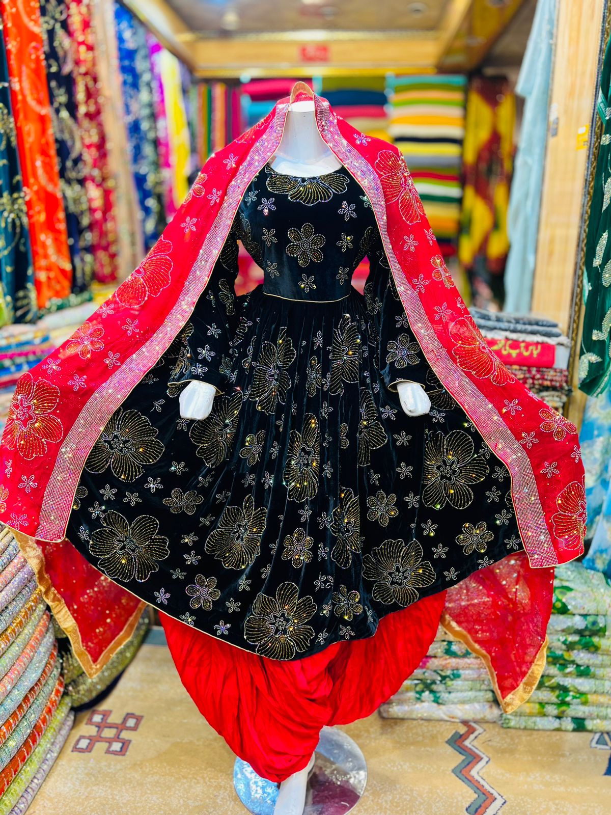 Original 9000 Phoenix Velvet Double Stone Work - Image 9