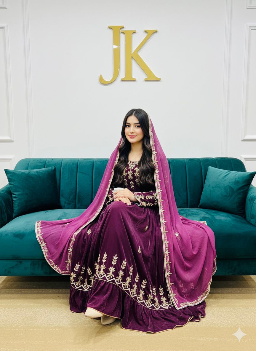 Original 9000 Phoenix Velvet Hand Work Full Diamonds Work - Image 4