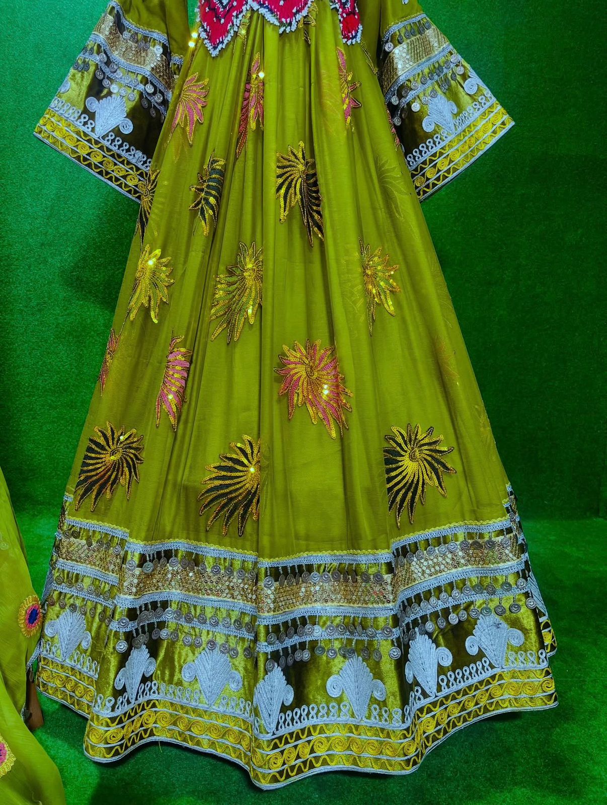 Afghan Traditional Kuchi Bridal Gown - Image 8