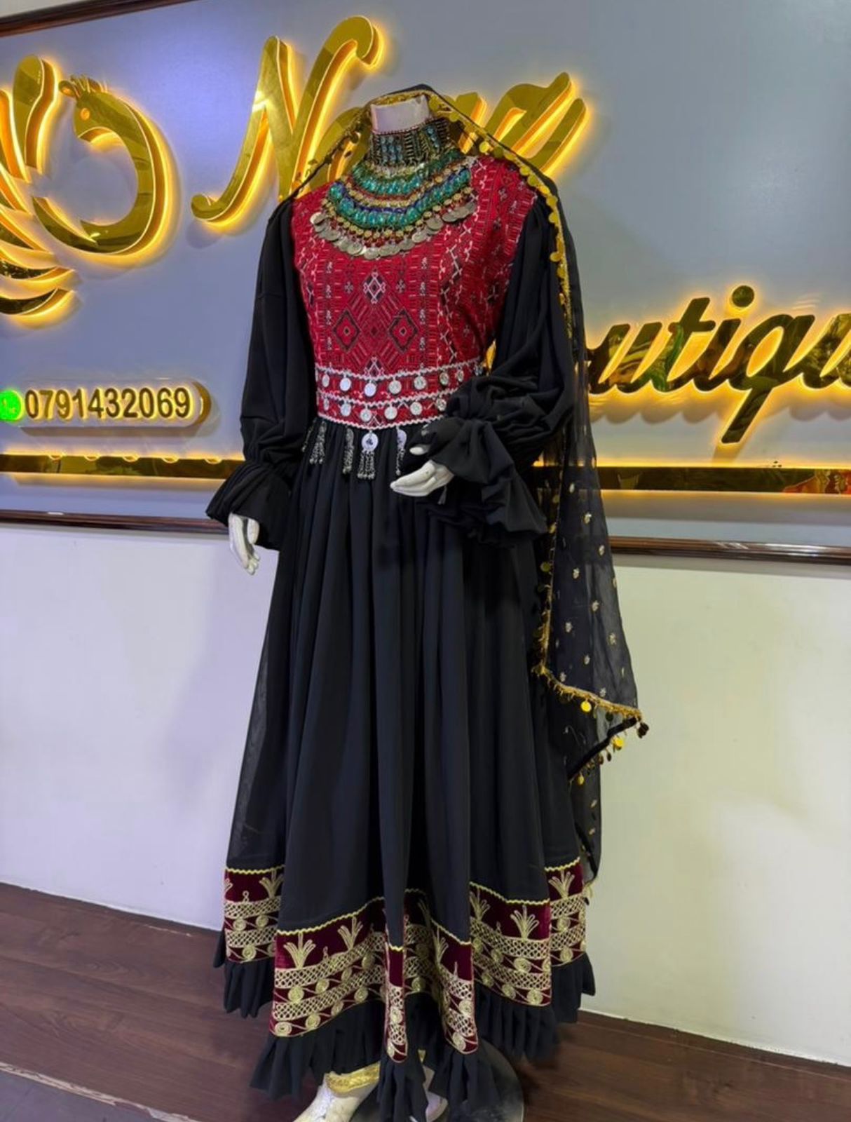 Afghan Traditional Kuchi Bridal Gown - Image 5