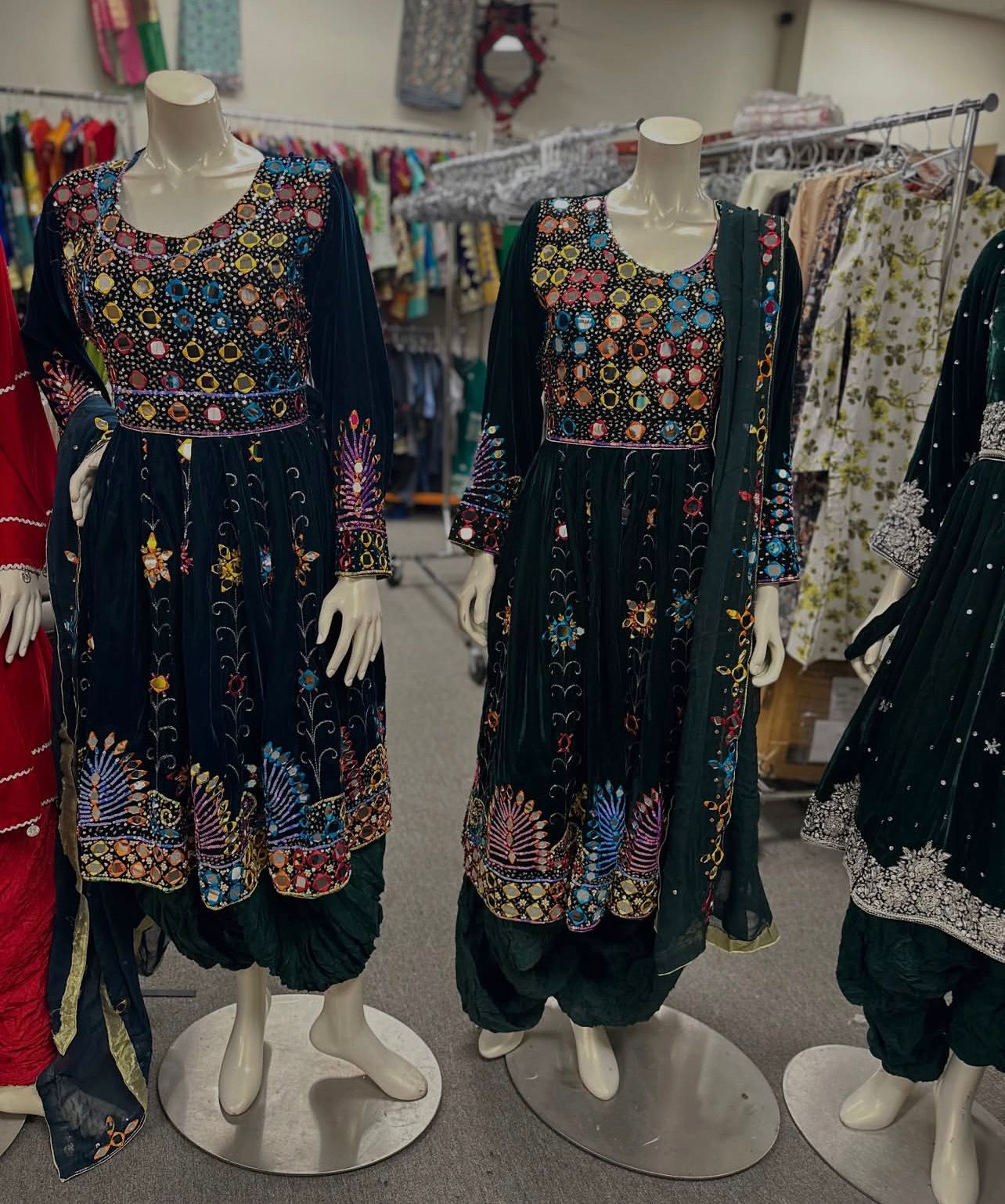 Afghan Traditional Kuchi Bridal Gown - Image 3