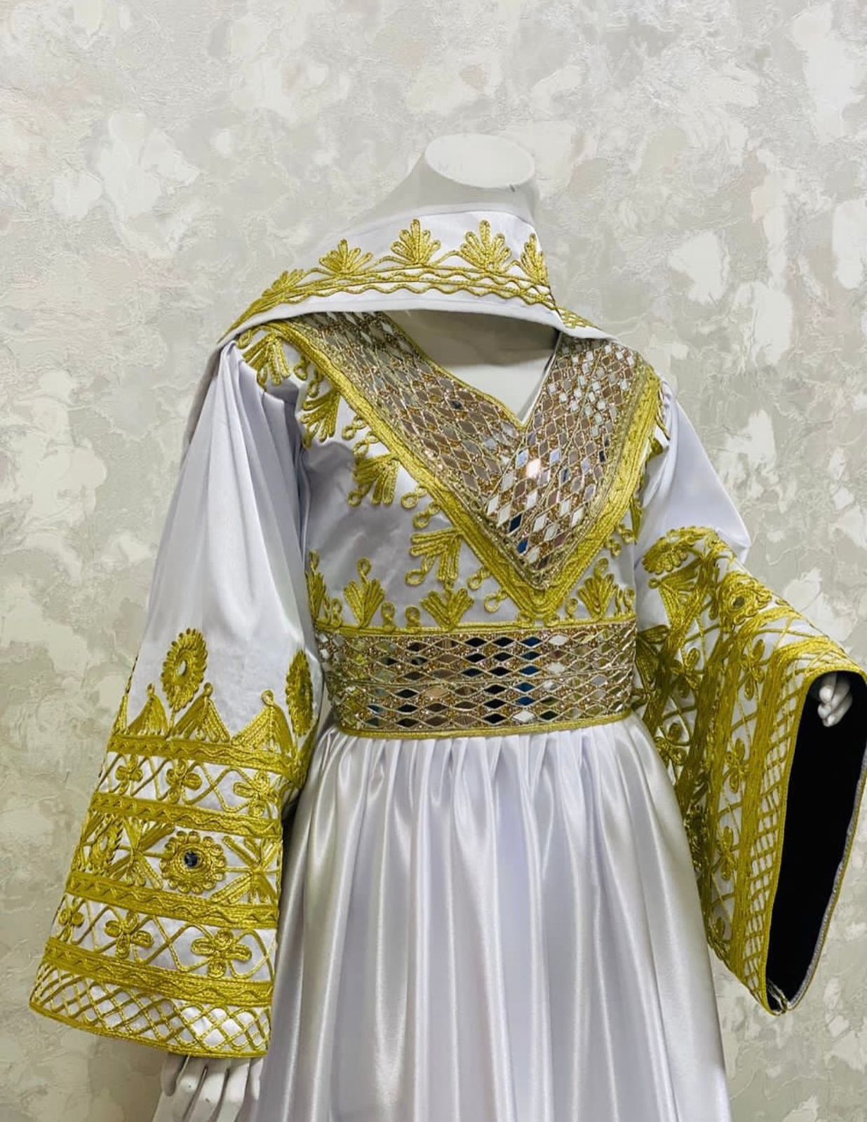 Afghan Traditional Kuchi Bridal Gown - Image 6
