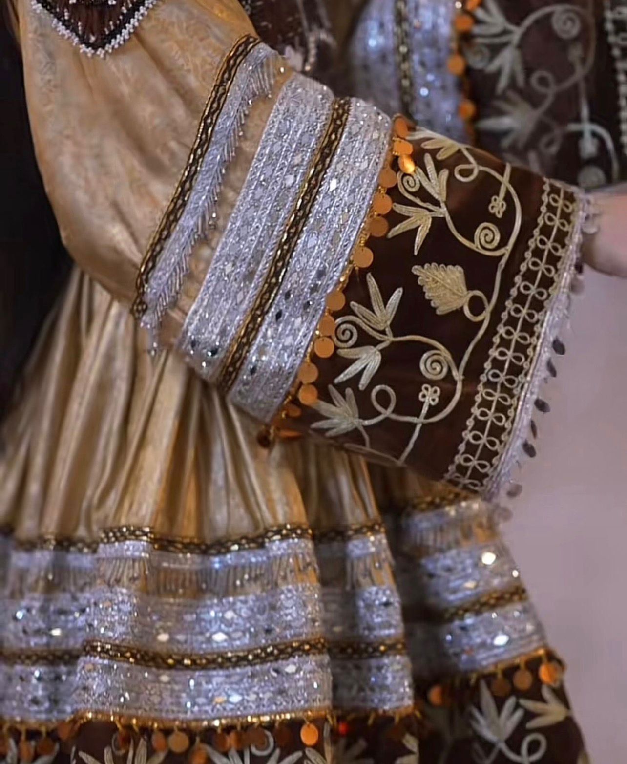 Most Beautiful Gandi Afghani Frock - Image 9