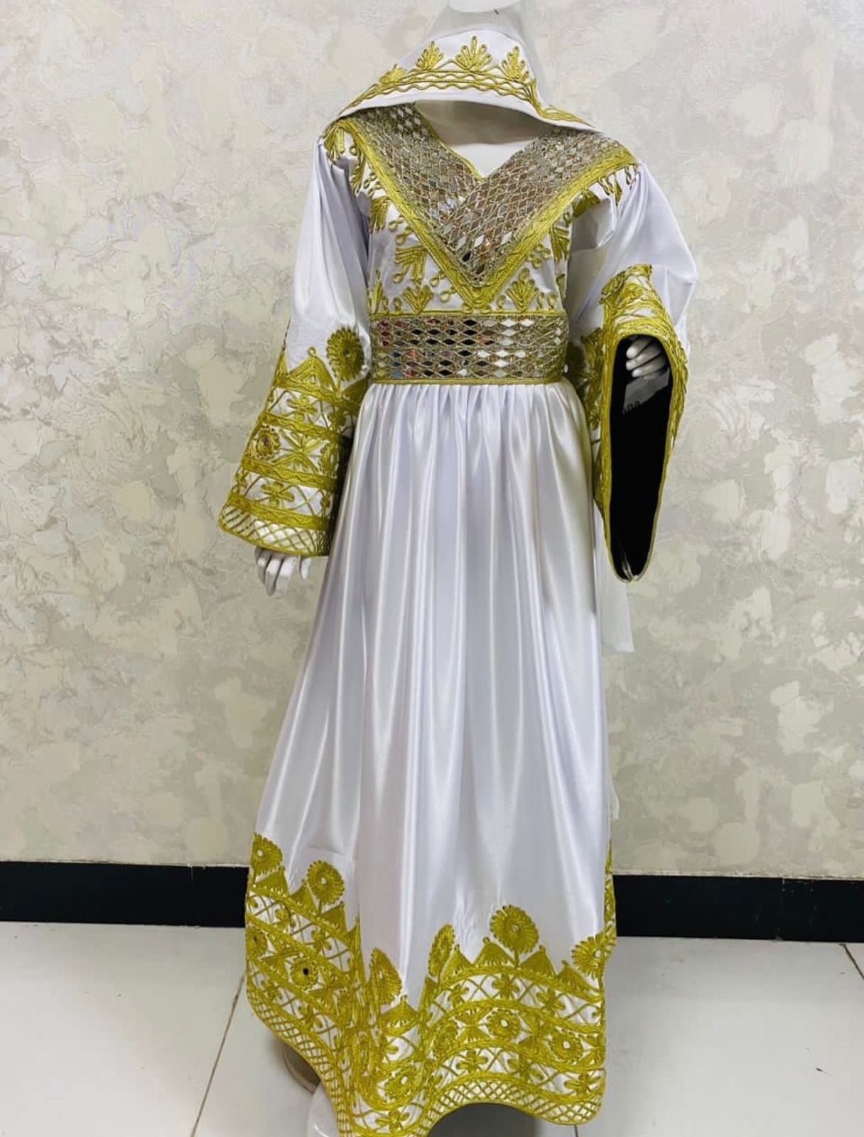 Afghan Traditional Kuchi Bridal Gown - Image 7