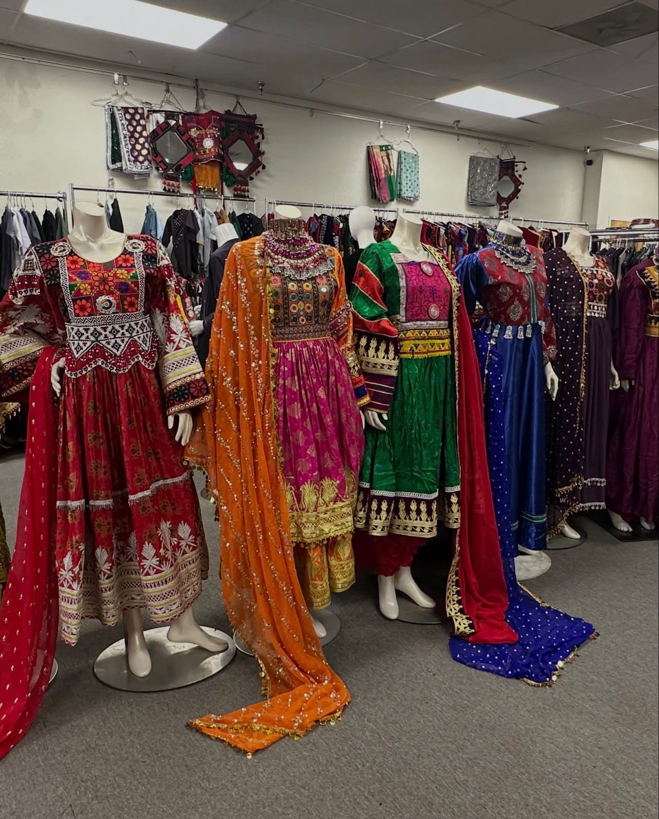 Afghan Traditional Kuchi Bridal Gown - Image 9