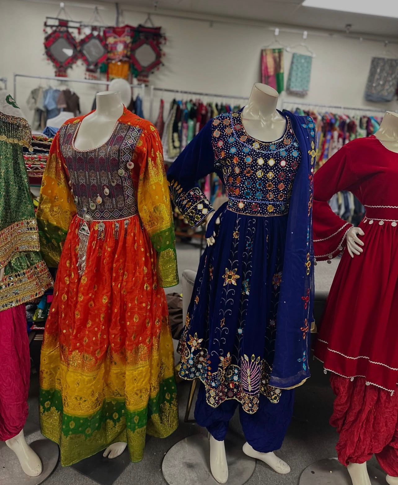 Afghan Traditional Kuchi Bridal Gown - Image 3