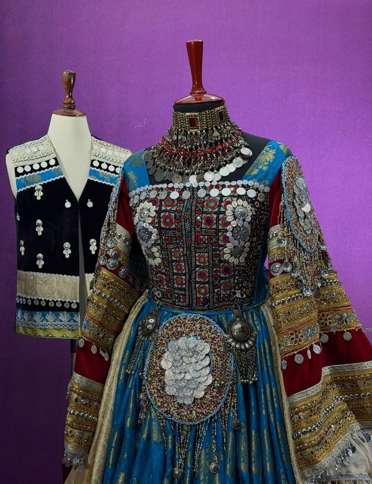 This Traditional Afghani Outfit - Image 7