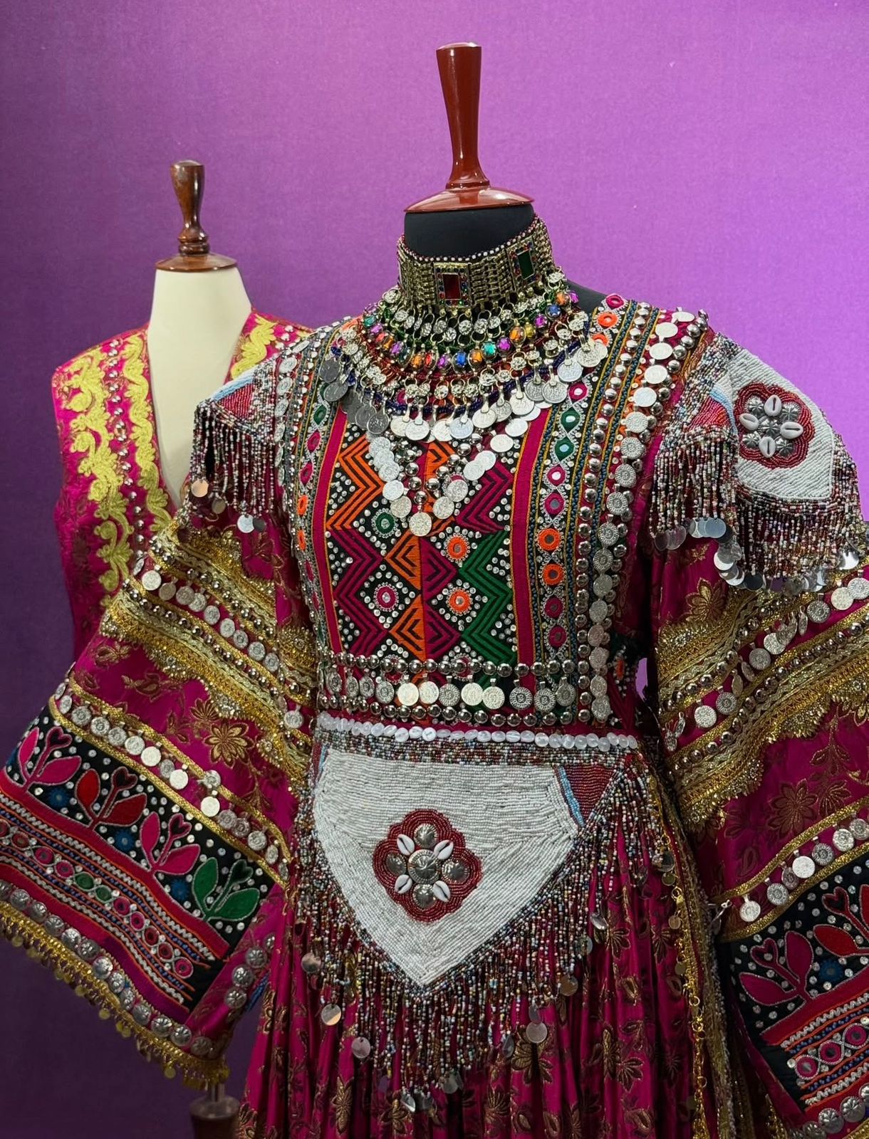 This Traditional Afghani Outfit - Image 3