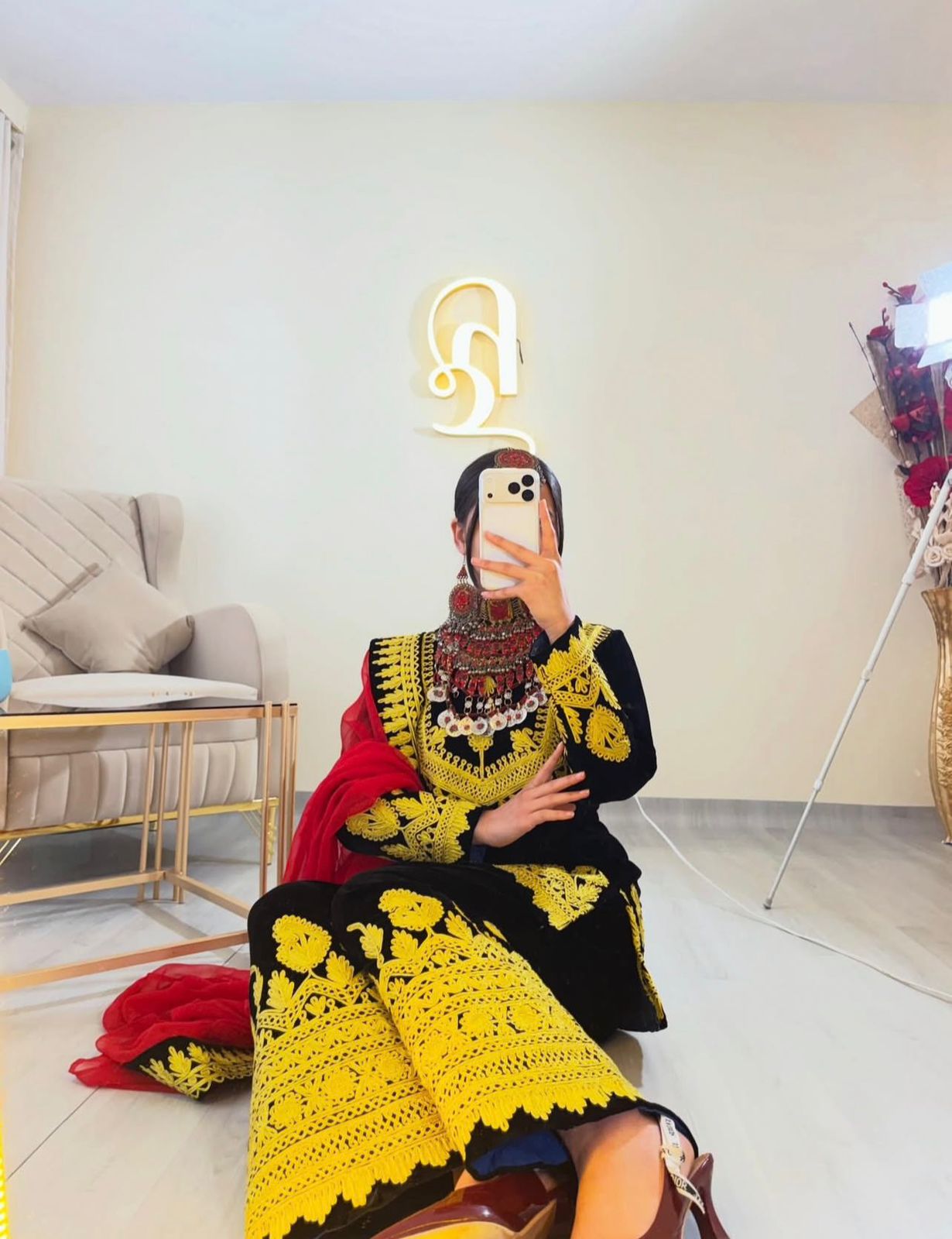 This Traditional Afghani Outfit - Image 5