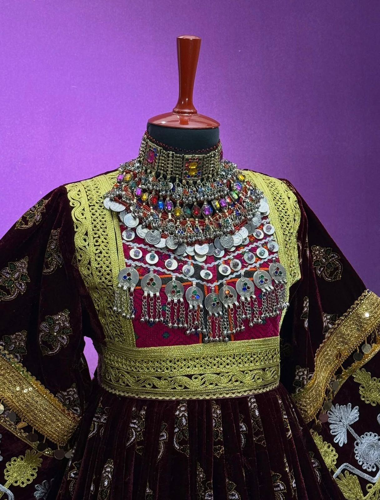This Traditional Afghani Outfit - Image 5