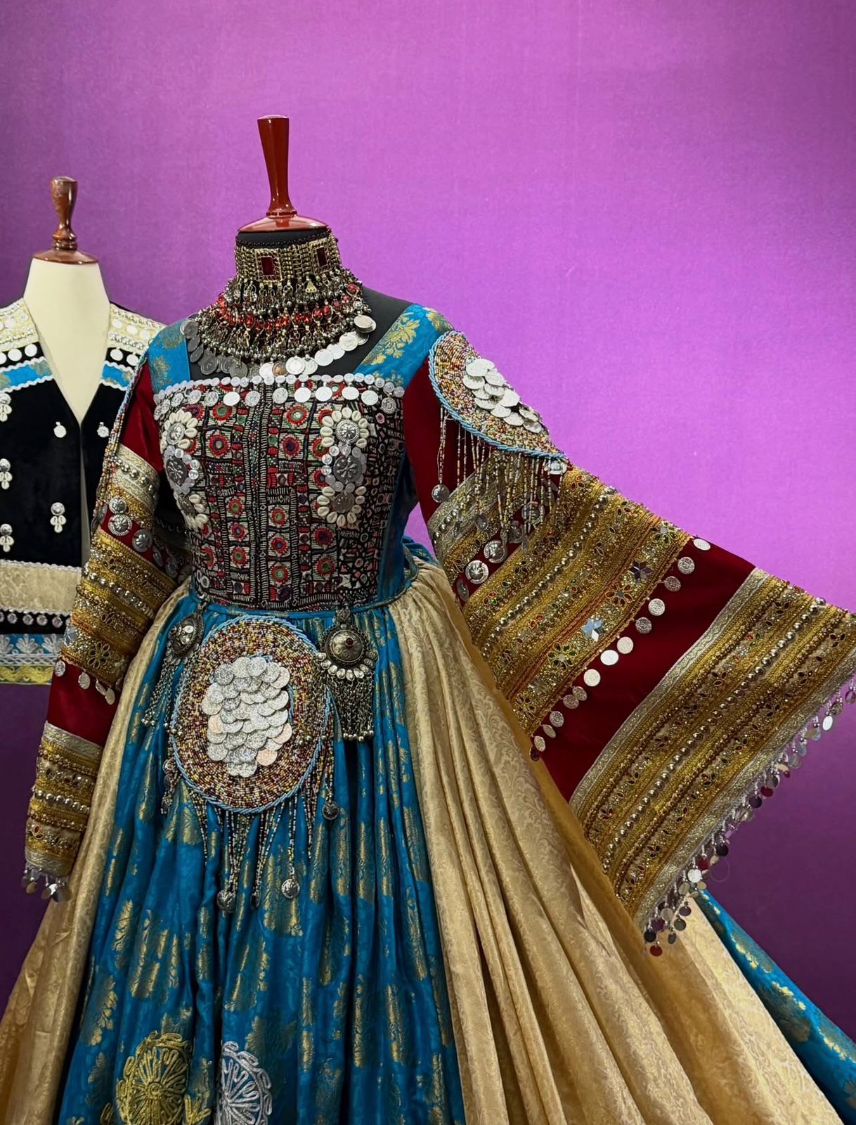This Traditional Afghani Outfit - Image 4